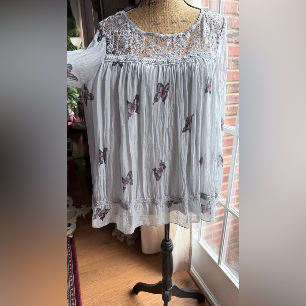 Battery silk blouse with Lace Trim long sleeve made in Italy - Picture 6 of 16
